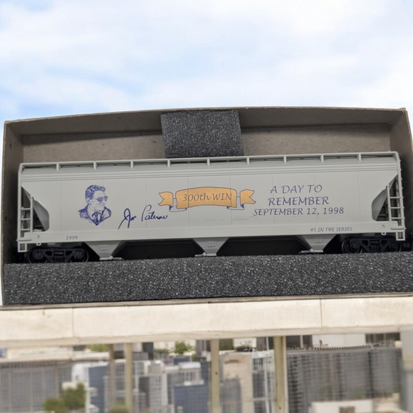 Joe Paterno signed Penn State railcar - Picture 4 of 4